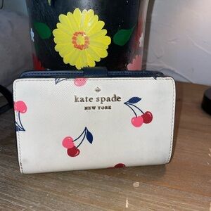 Kate Spade ♠️ wallet 🍒
